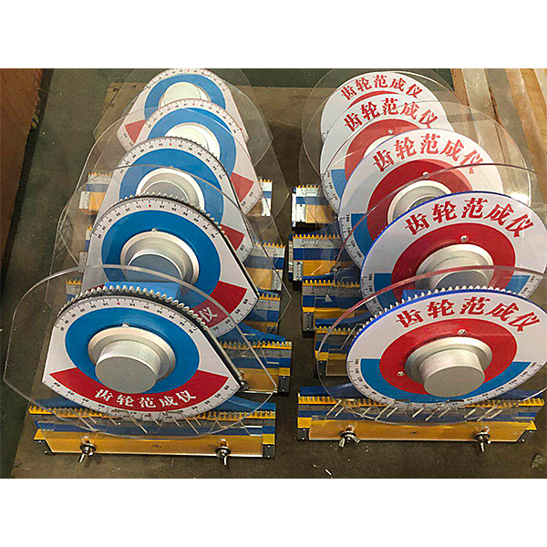 漸開線齒輪范成實訓臺(圖1) 漸開線齒輪范成實驗臺,風光儲能實驗裝置