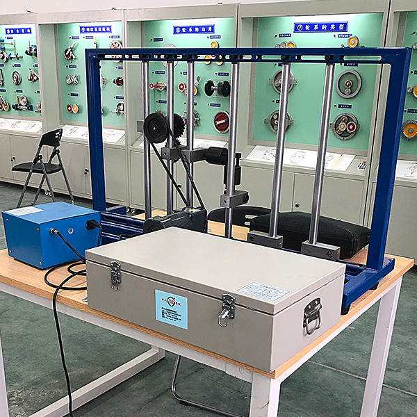 空間機(jī)構(gòu)運動方案創(chuàng)新設(shè)計實訓(xùn)臺(圖1) 空間機(jī)構(gòu)動作方案創(chuàng)新設(shè)計實驗臺,汽車安全氣囊示教實驗臺